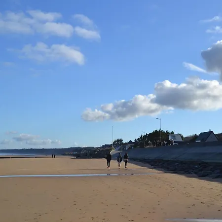 Near Omaha Normandy, Cleaning Included