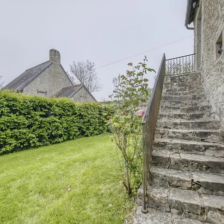 Near Omaha Normandy, Cleaning Included * Aignerville